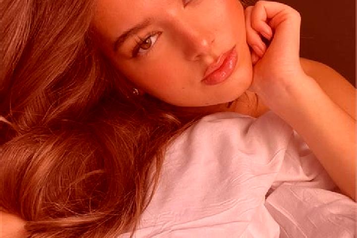 Rose, 33, a brunette hazel-eyed european companion based in Kirchbach in Steiermark. Offering Massage, Couples, OWO. Available for incall and outcall, day an...