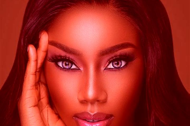 Rose, 33, a chestnut blue-eyed ebony companion based in Doganhisar. Offering CIM, 69, Girlfriend Experience, Duos. Available for incall and outcall, overnigh...