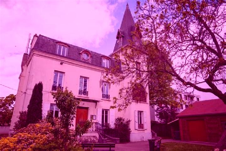 Rose, 33 — Escort in Epinay-sur-Odon, France