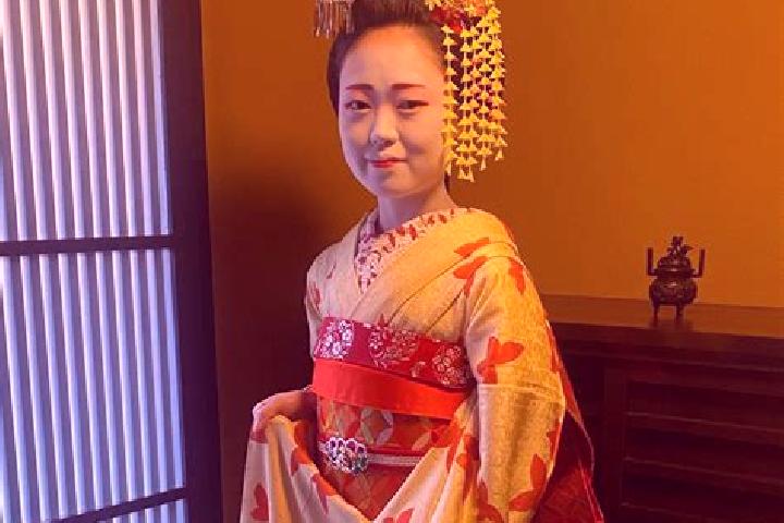 Rose, 33 — Escort in Nakasato, Japan