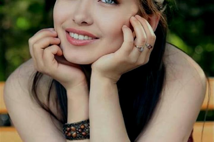 Rose, 34, a auburn blue-eyed asian companion based in Vailoatai. Offering Party Girl, Erotic Massage, GFE. Available for incall and outcall, overnight bookin...