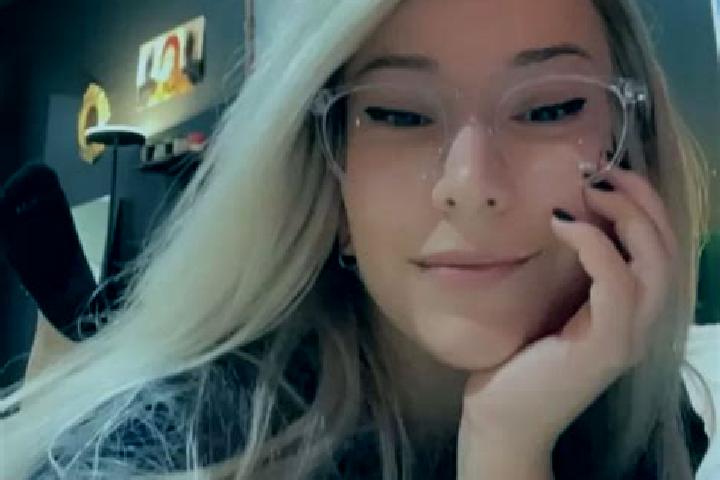 Rose, 34, a blonde amber-eyed indian companion based in Barjala. Offering OWO, Overnight, CIM, Striptease. Available for incall and outcall, day and evening ...