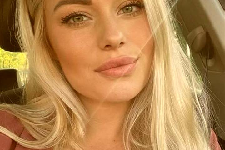Rose, 34, a blonde hazel-eyed mediterranean companion based in Verkhovazh ye. Offering Dinner Date, Girlfriend Experience, Striptease, Domination. Available ...
