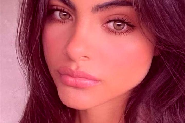 Rose, 34, a brunette brown-eyed indian companion based in Gheyzaniyeh. Offering Tantra, GFE, Dinner Date, BDSM, Roleplay. Available for incall and outcall, o...