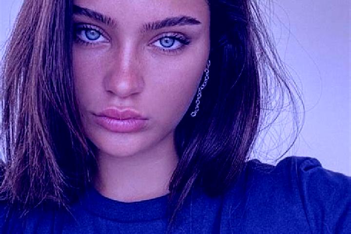 Rose, 34, a brunette dark-eyed caribbean companion based in Iriefla. Offering Domination, OWO, Roleplay. Available for incall and outcall, overnight bookings...