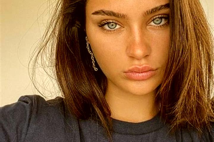 Rose, 34, a brunette dark-eyed middle eastern companion based in Grebbestad. Offering BDSM, Prostate Massage, Travel Companion. Available for incall and outc...