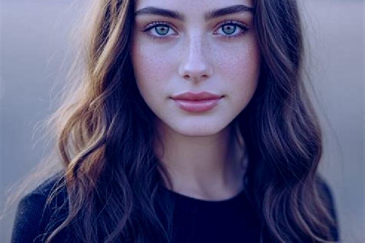 Rose, 34, a chestnut grey-eyed mediterranean companion based in Kraj. Offering Fetish, Domination, Girlfriend Experience. Available for incall and outcall, d...