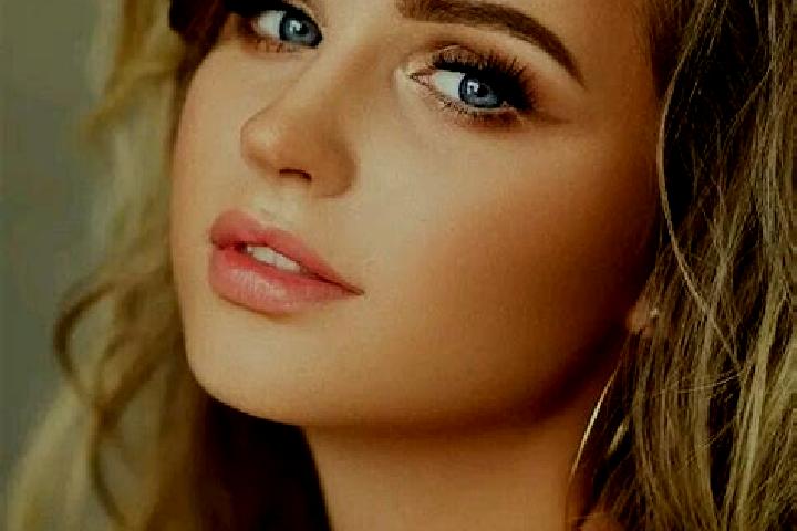 Rose, 34, a dark blonde blue-eyed ebony companion based in Scheden. Offering Deep French Kissing, Couples, Fetish, Erotic Massage. Available for incall and o...