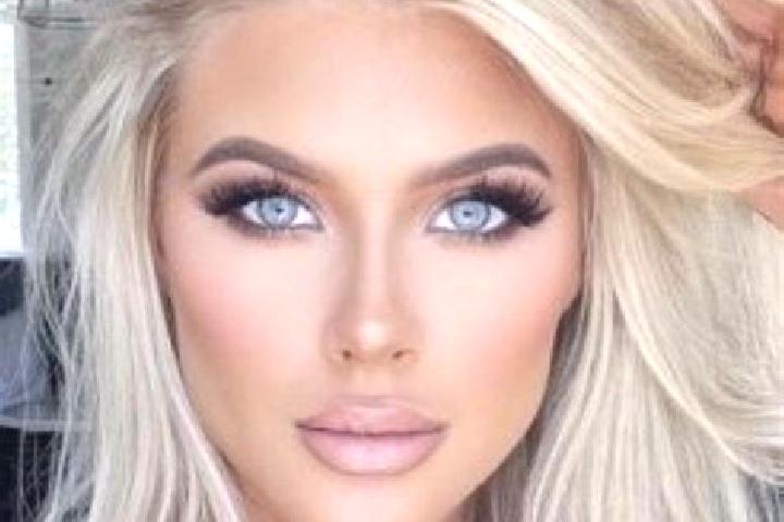 Rose, 34, a platinum blonde dark-eyed ebony companion based in Freeman. Offering GFE, Overnight, Massage. Available for incall and outcall, overnight booking...