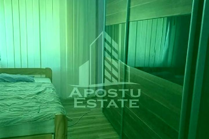 Rose, 34 — Escort in Cruceni, Romania