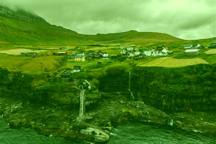 Rose, 34 — Escort in Eidi, Faroe Islands