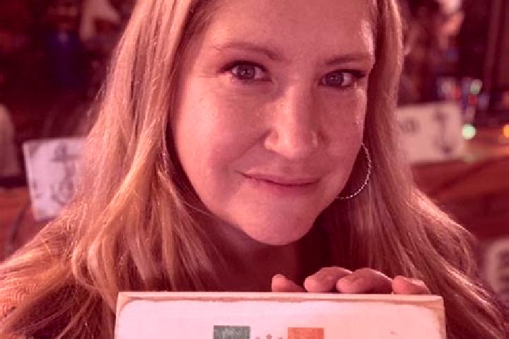 Rose, 34 — Escort in Rhode, Ireland