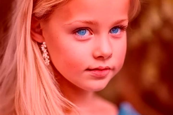 Rose, 35, a blonde blue-eyed mixed companion based in Jiulian. Offering Massage, OWO, Tantra. Available for incall and outcall, day and evening dates.