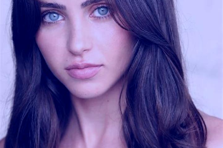 Rose, 35, a brunette dark-eyed indian companion based in Cu Lao Dung. Offering Domination, Deep French Kissing, Travel Companion, Massage, Party Girl. Availa...