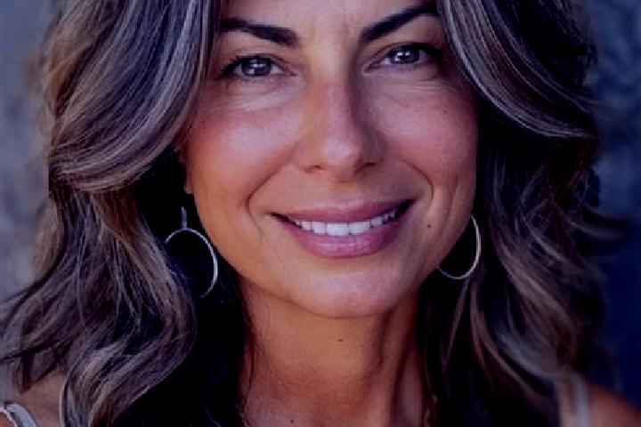 Rose, 35, a brunette grey-eyed middle eastern companion based in Pangdan. Offering A-Level, Domination, Striptease. Available for incall and outcall, overnig...