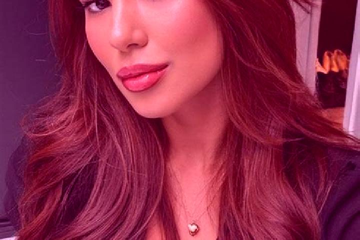 Rose, 35, a chestnut dark-eyed latina companion based in Ennezat. Offering Couples, Striptease, Overnight, GFE. Available for incall and outcall, day and eve...