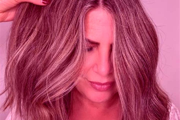 Rose, 35, a dark blonde grey-eyed middle eastern companion based in Saint-Sauveur. Offering Overnight, Tantra, Deep French Kissing, Roleplay. Available for i...