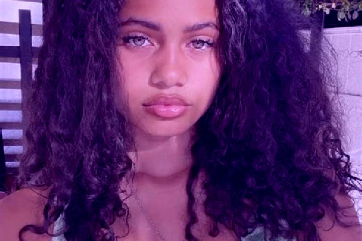 Rose, 35, a red green-eyed mixed companion based in Staroye Arakchino. Offering Dinner Date, Party Girl, Girlfriend Experience. Available for incall and outc...
