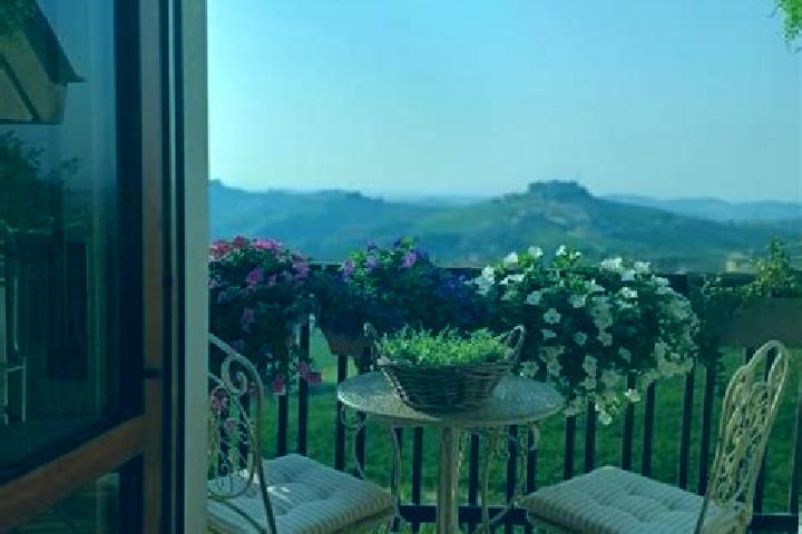 Rose, 35 — Escort in Castel Rocchero, Italy