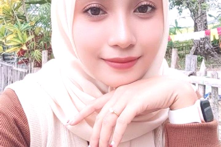 Rose, 35 — Escort in Peureulak, Indonesia