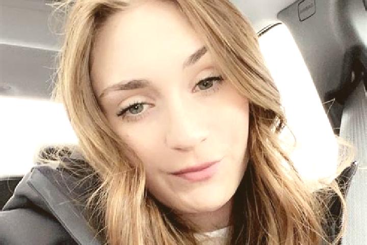 Rose, 35 — Escort in Shavertown, United States