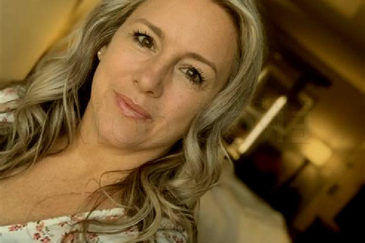 Rose, 36, a blonde grey-eyed middle eastern companion based in Vahl-Ebersing. Offering A-Level, Overnight, GFE, Domination. Available for incall and outcall,...