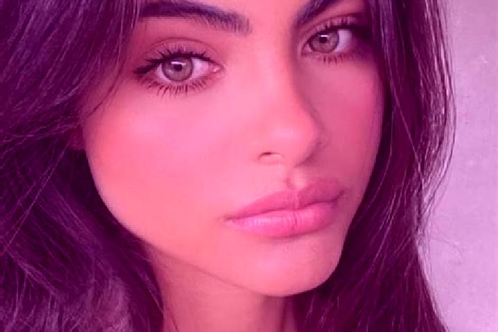 Rose, 36, a brunette green-eyed latina companion based in Strathfield. Offering Duos, A-Level, Dinner Date, Tantra. Available for incall and outcall, overnig...