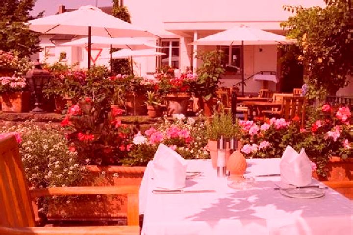Rose, 36 — Escort in Berghaupten, Germany