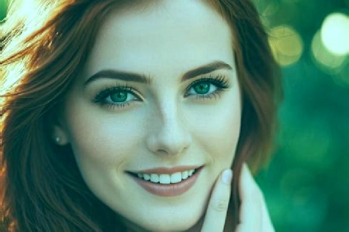 Rose, 37, a auburn amber-eyed caucasian companion based in Dharampuri. Offering Fetish, GFE, Dinner Date. Available for incall and outcall, day and evening d...