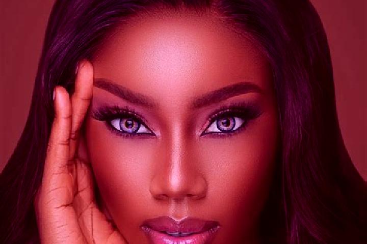 Rose, 37, a black blue-eyed ebony companion based in Curra. Offering Massage, Striptease, Deep French Kissing. Available for incall and outcall, day and even...