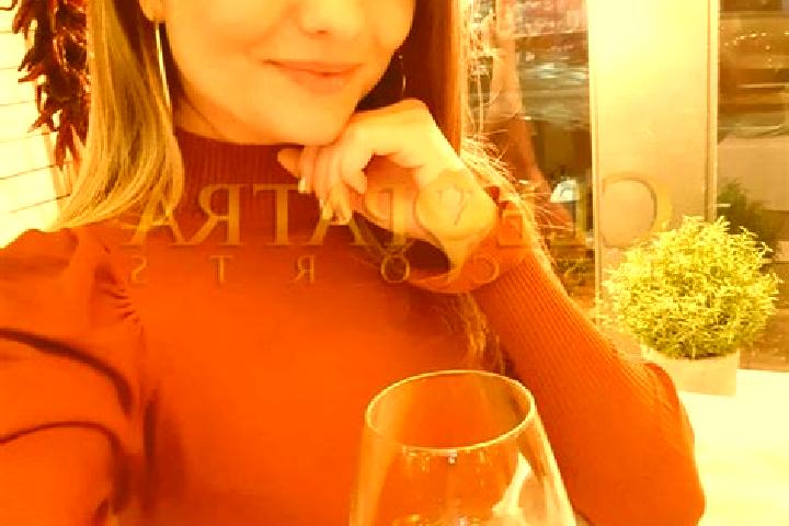 Rose, 37, a black dark-eyed european companion based in Santa Elena. Offering Party Girl, Dinner Date, Domination, OWO. Available for incall and outcall, ove...