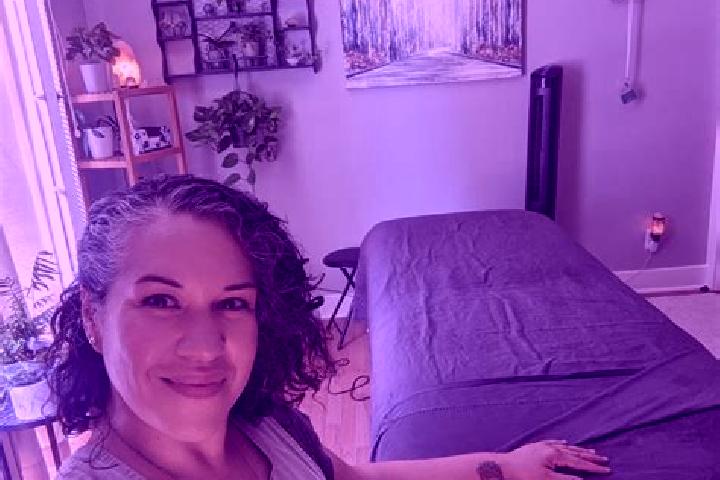 Rose, 37, a black grey-eyed caucasian companion based in Teis. Offering Couples, Girlfriend Experience, Striptease, Erotic Massage. Available for incall and ...