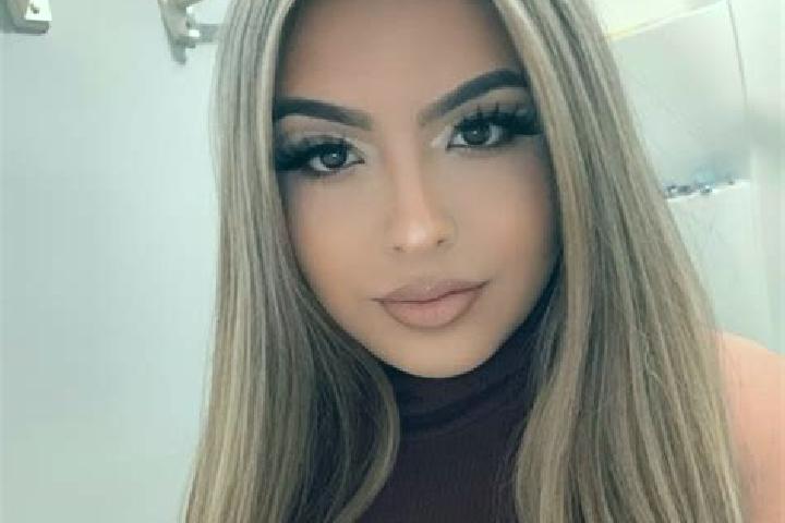 Rose, 37, a blonde amber-eyed latina companion based in Slawa. Offering Girlfriend Experience, Prostate Massage, BDSM. Available for incall and outcall, over...