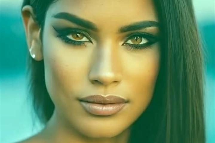 Rose, 37, a brunette amber-eyed latina companion based in Compton Martin. Offering OWO, Roleplay, Overnight, Party Girl. Available for incall and outcall, ov...