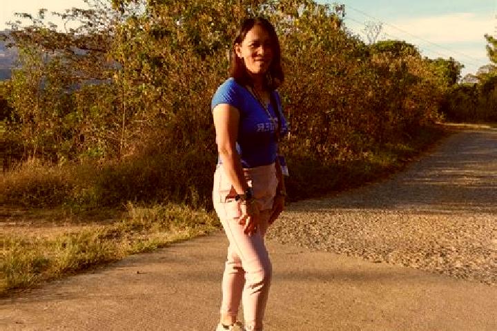 Rose, 37 — Escort in Kaburon, Indonesia
