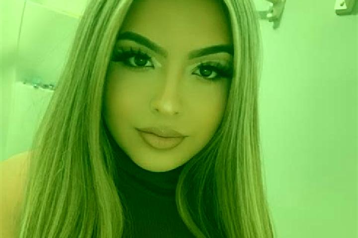 Rose, 38, a blonde brown-eyed latina companion based in Durg. Offering Striptease, Overnight, GFE, OWO. Available for incall and outcall, day and evening dates.