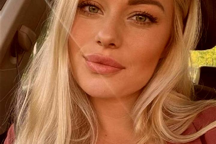 Rose, 38, a blonde hazel-eyed middle eastern companion based in Malumfashi. Offering Couples, Domination, Deep French Kissing, Massage. Available for incall ...