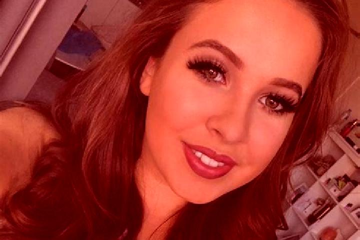 Rose, 38, a dark blonde dark-eyed latina companion based in Zoetermeer. Offering Fetish, Overnight, Erotic Massage. Available for incall and outcall, overnig...
