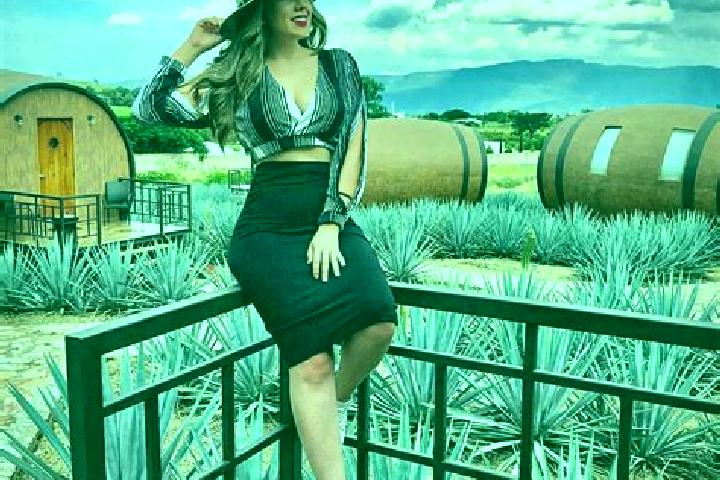 Rose, 38 — Escort in Arroyo de Lajas, Mexico