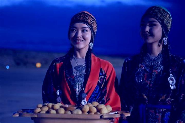 Rose, 38 — Escort in Chinoz, Uzbekistan