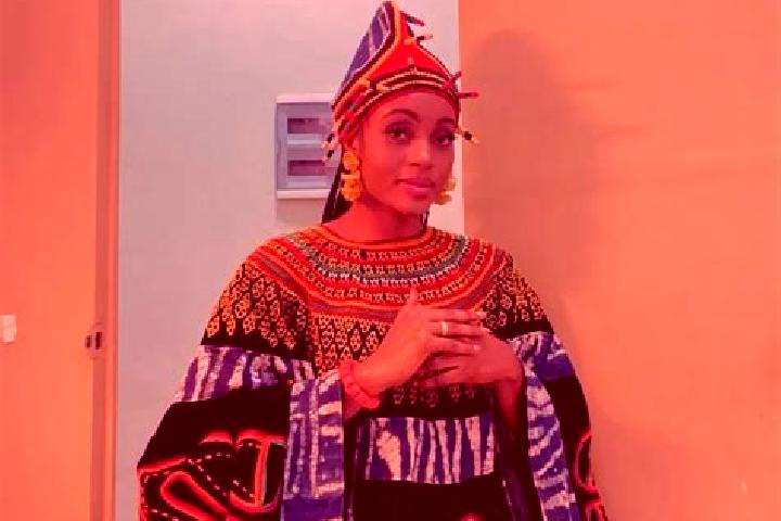 Rose, 38 — Escort in Dschang, Cameroon