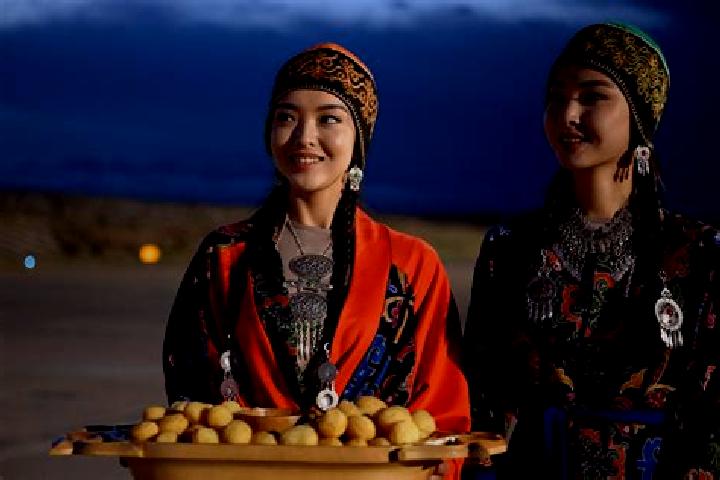 Rose, 38 — Escort in Tortkel , Kyrgyzstan