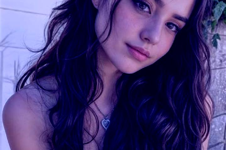 Rose, 39, a auburn amber-eyed caribbean companion based in Istebna. Offering Erotic Massage, Couples, GFE. Available for incall and outcall, overnight bookin...
