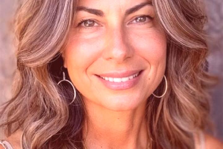 Rose, 39, a brunette grey-eyed middle eastern companion based in Maozui. Offering A-Level, Fetish, CIM. Available for incall and outcall, day and evening dates.