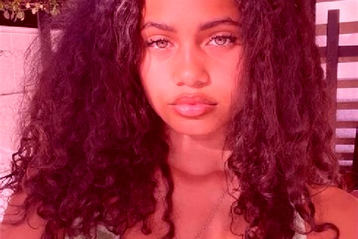 Rose, 39, a red green-eyed mixed companion based in Carandia. Offering Roleplay, CIM, Tantra, Girlfriend Experience. Available for incall and outcall, day an...