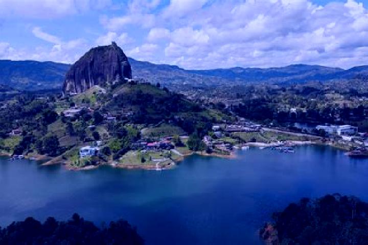 Rose, 39 — Escort in El Penol, Colombia