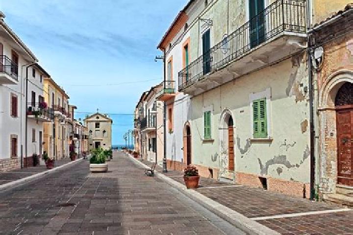 Rose, 39 — Escort in Monte San Vito, Italy