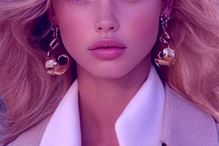 Ruby, 20, a auburn amber-eyed caribbean companion based in Entrepot. Offering Travel Companion, Deep French Kissing, OWO, Striptease. Available for incall an...