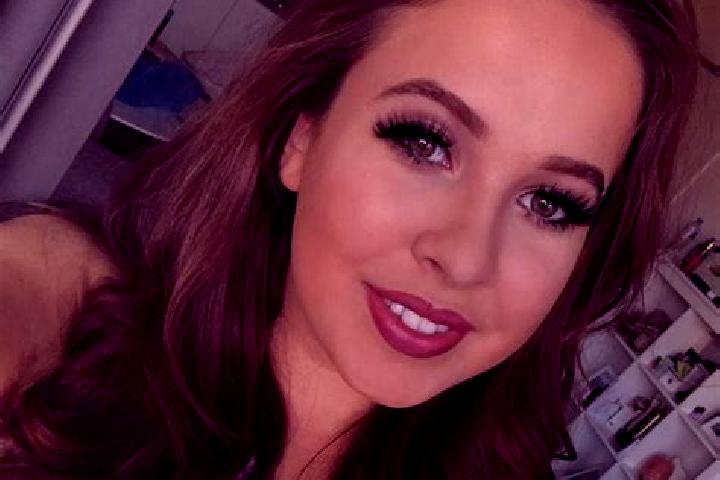 Ruby, 20, a auburn dark-eyed european companion based in Princeton. Offering Tantra, Fetish, Dinner Date, Travel Companion, Erotic Massage. Available for inc...