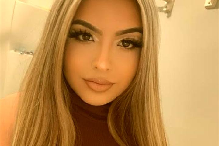 Ruby, 20, a blonde brown-eyed latina companion based in Mansfield. Offering A-Level, Party Girl, Massage. Available for incall and outcall, overnight booking...